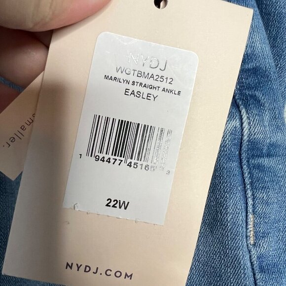 NYDJ Marilyn Straight Ankle Jeans Plus Size 22W Easley Light Wash High Rise NWT - Picture 2 of 9